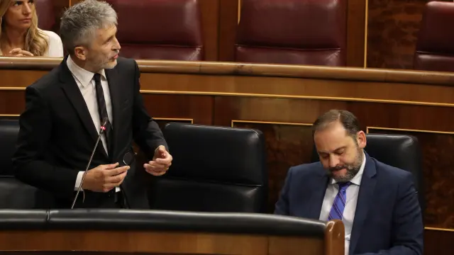 El ministro del Interior, Grande-Marlaska, durante su intervención en la sesión de control del Congreso de los Diputados.