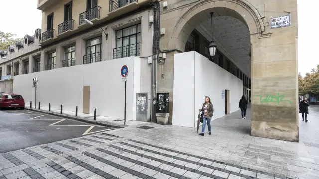 El antiguo local de Massimo Dutti en Independencia acogerá la marca de moda y decoración de casa del grupo Inditex.