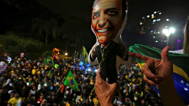 Seguidores de Bolsonaro celebran su triunfo en las calles