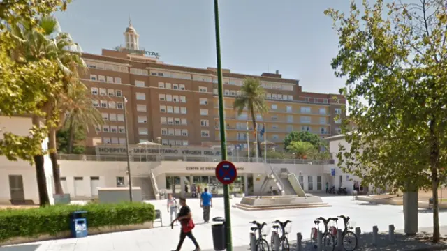 El pequeño está ingresado en  el Hospital Virgen del Rocío de Sevilla.