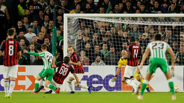 El Real Betis empató 1-1 contra el AC Milan.