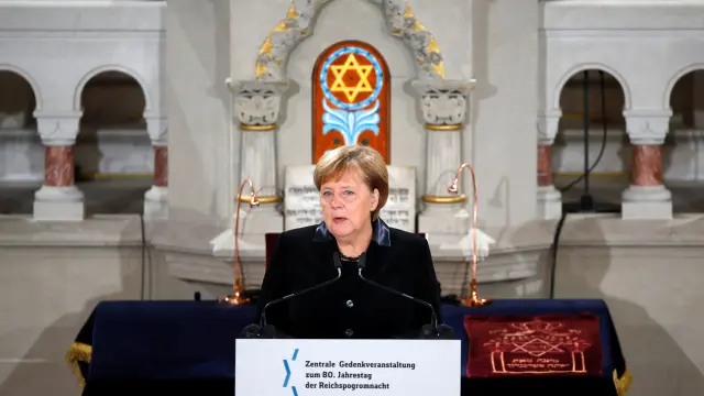 Angela Merkel durante el acto conmemorativo de los 80 años de la Noche de los Cristales Rotos.
