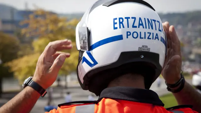 La Ertzaintza ha arrestado al presunto agresor, un joven de 24 años.