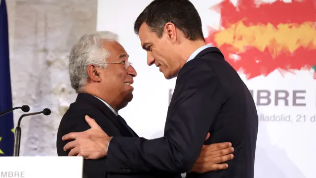 El presidente del Gobierno español, Pedro Sánchez, y el primer ministro portugués, António Costa, este miércoles en Valladolid.