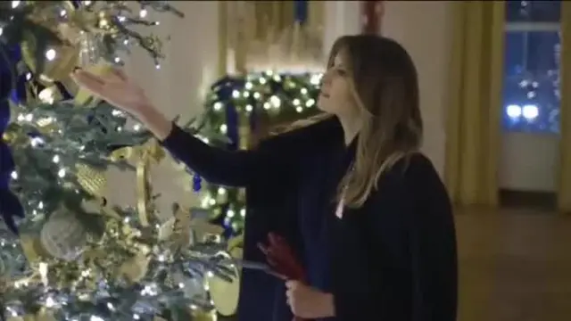 Melania Trump presenta la decoración navideña de la Casa Blanca