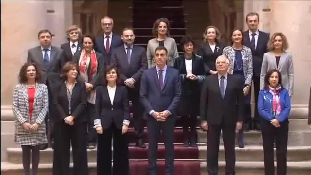 Foto de familia del Consejo de Ministros en Barcelona