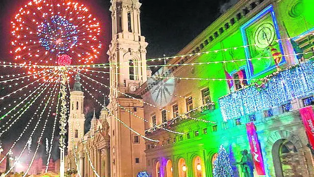 La fiesta que dio la bienvenida al 2018 hace justo doce meses en la plaza del Pilar.