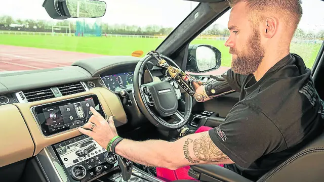 Jaguar Land Rover trabaja para mejorar la accesibilidad.