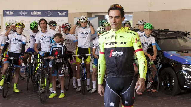 Alberto Contador, en una de sus visitas a Zaragoza.