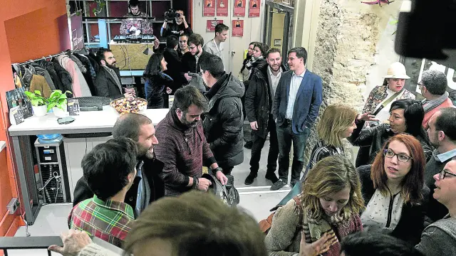 La inauguración del Impact Hub Zaragoza congregó a decenas de invitados.