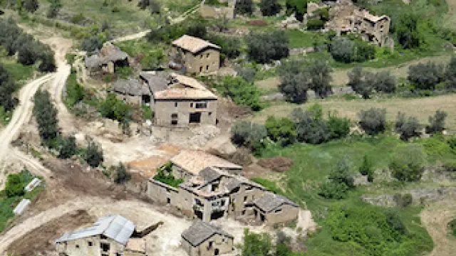 Una de las aldeas que se venden en Aragón