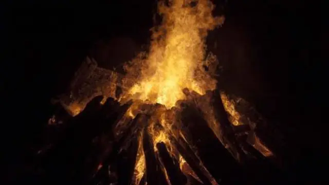 La noche del sábado, decenas de hogueras arderán en Caspe en honor a San Antón
