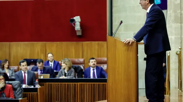 Juan Marín, líder de Ciudadanos en Andalucía, durante su intervención ayer en el Parlamento autonómico.