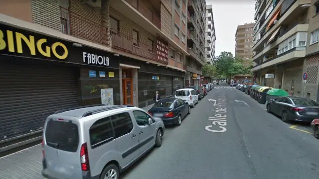 El atracador fue detenido mientras asaltaba un salón de juegos en la calle de Reina Fabiola de Zaragoza