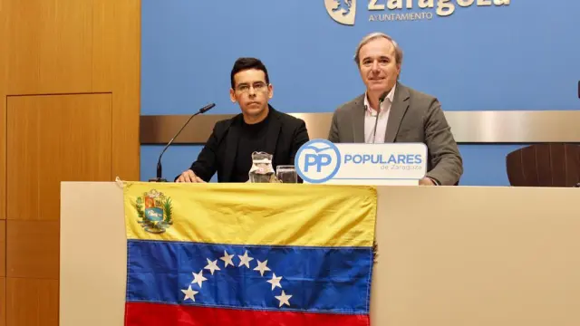 Jorge Azcón y Wilson García, coordinador de Voluntad Popular Zaragoza.