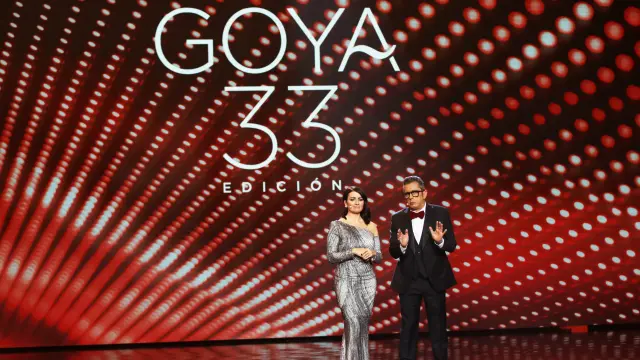 Los presentadores de la gala: Silvia Abril y Andreu Buenafuente.
