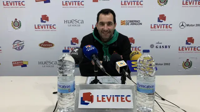Guillermo Arenas, técnico del Levitec Huesca.