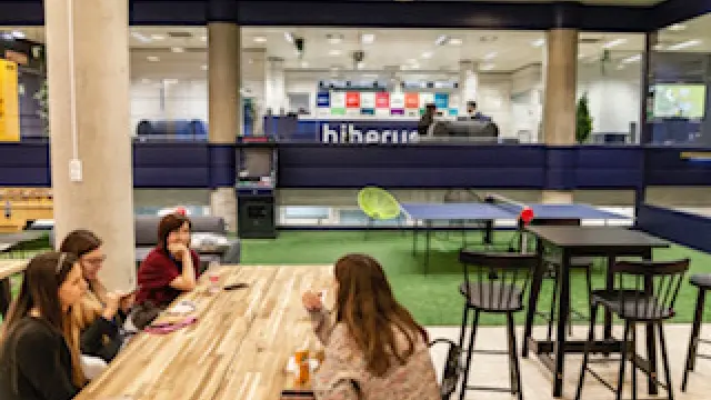 Hiberus se afianza como una de las sedes del concurso mundial Hash Code de Google