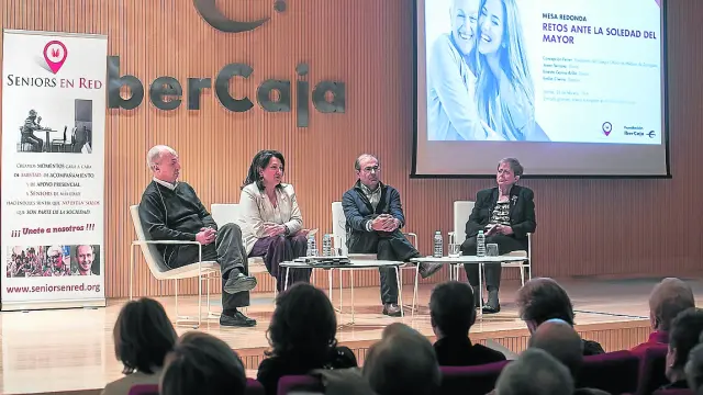 Javier Serrano, Rosa Plantagenet-White, Ernesto García-Arilla y Emilia Civeira.