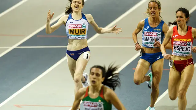 Laura Muir, a la izquierda, ganadora de 3.000 metros lisos del Europeo de Atletismo. A la derecha, Cristina Espejo.