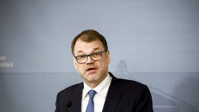 Finnish Prime Minister Juha Sipila announces his government's resignation at a news conference at his official residence, Kesaranta, in Helsinki, Finland March 8, 2019. Lehtikuva/Seppo Samuli via REUTERS ATTENTION EDITORS - THIS IMAGE WAS PROVIDED BY A THIRD PARTY. FINLAND OUT. NO THIRD PARTY SALES. [[[REUTERS VOCENTO]]] FINLAND-GOVERNMENT/