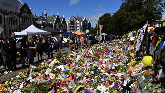 Youtube retira "decenas de miles" de vídeos del atentado de Nueva Zelanda