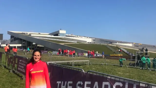 Cristina Espejo, en el circuito donde se disputa este sábado el Mundial de campo a través