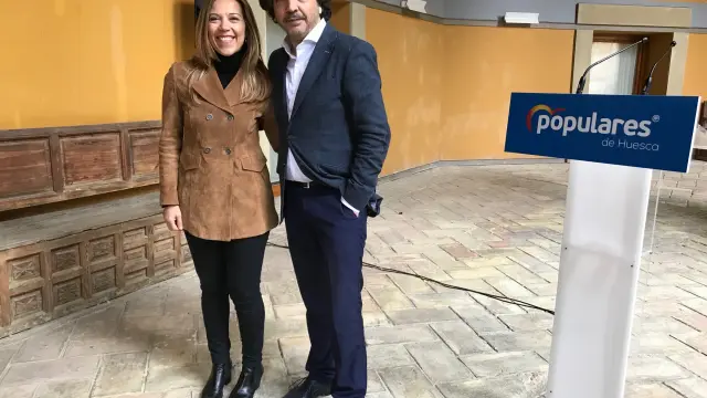 Ana Alós y Mario Garcés, en su presentación como cabezas de lista al Senado y al Congreso por Huesca.
