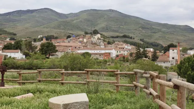 Vista de Morata de Jalón desde el mirador del camino del Baldío.
