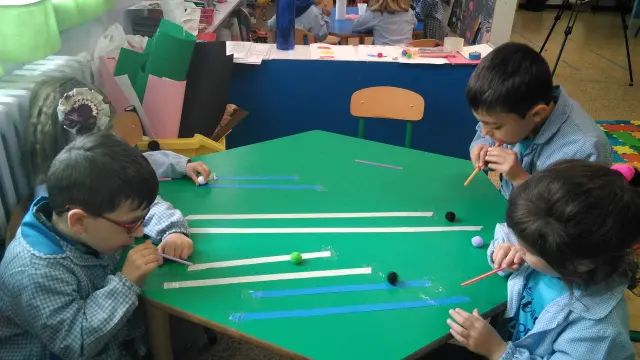 Los alumnos de Educación Infantil han realizado juegos relacionados con la respiración.