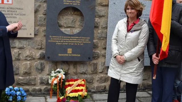 La ministra Dolores Delgado durante el homenaje en Mauthausen