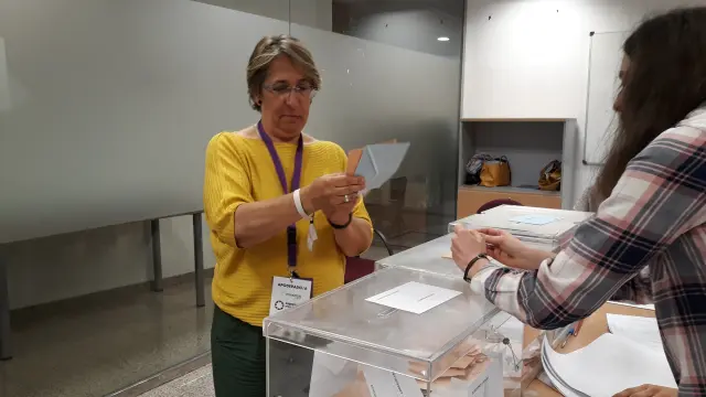 La cabeza de lista de Espacio Municipalista  (EM) –candidatura auspiciada por Podemos e independientes- al Ayuntamiento de Teruel, Blanca Villarroya.