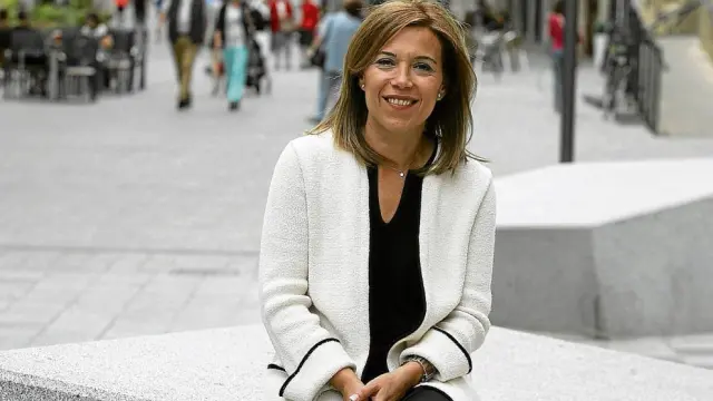 Ana Alós, volverá a ser la alcaldesa de Huesca.