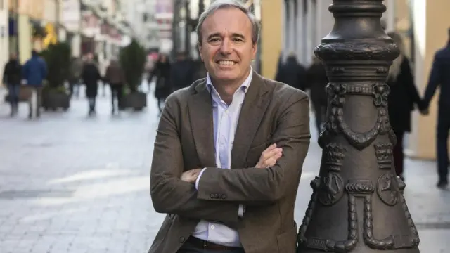 Jorge Azcón, nuevo alcalde de Zaragoza tras el acuerdo PP-Vox y Ciudadanos.