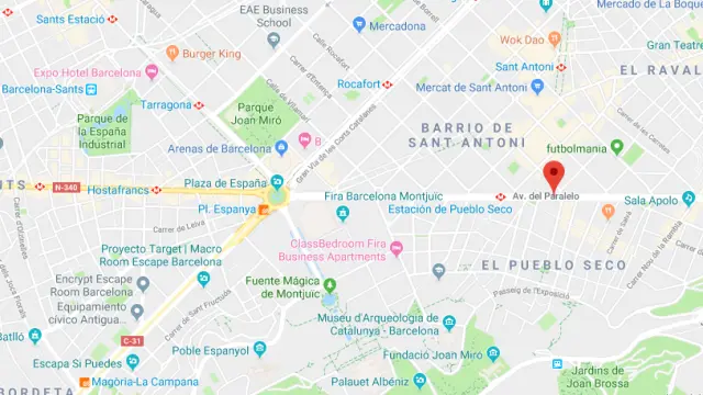El accidente ha ocurrido este jueves por la mañana en la confluencia entre la plaza España y la avenida del Paralelo de Barcelona.