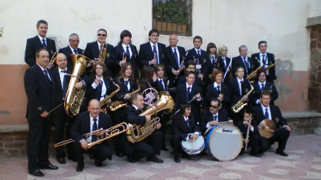 Unas 40 personas componen la Banda Municipal de música de Brea de Aragón.