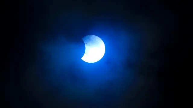 AME2822. MERLO (ARGENTINA), 02/07/2019.-El sol cubierto por la luna durante el eclipse solar total, este martes en la ciudad de Merlo, San Luis (Argentina). EFE/Nicolas Aguilera Eclipse solar total 2019