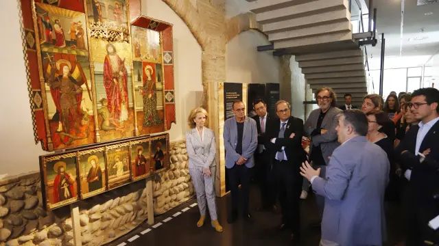 El presidente de la Generalitat en la presentación del retablo el martes.