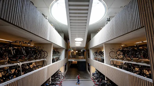 Parking de bicicletas en Holanda.