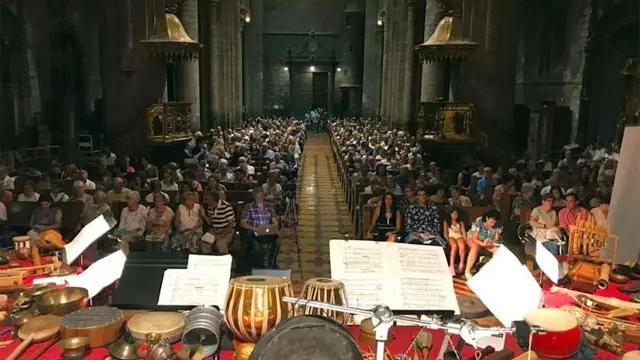 Concierto de Esther Ciudad y Neopercusión en la catedral de Jaca.