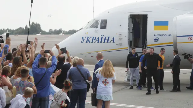 Rusia y Ucrania tratan de normalizar relaciones con intercambios de presos