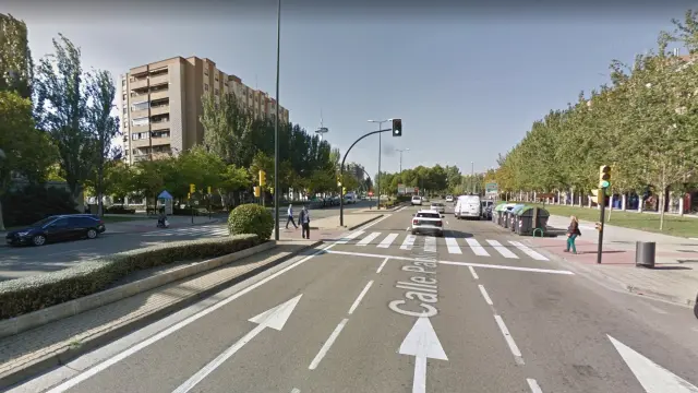 Huyó de un control policial en la calle de Pablo Ruiz Picasso de Zaragoza, en el barrio del Actur.