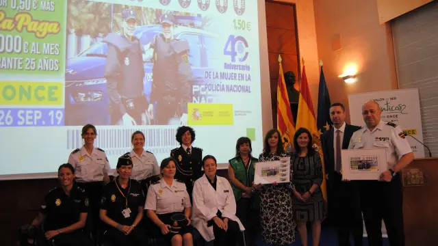 El cupón de la ONCE celebra el 40 aniversario de la incorporación de la mujer a la Policía Nacional
