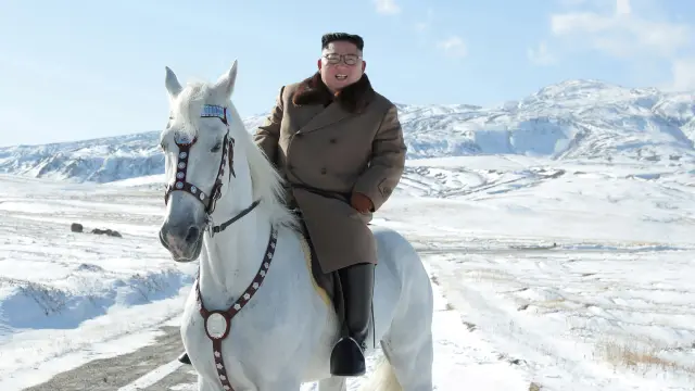 North Korean leader Kim Jong Un rides a horse during snowfall in Mount Paektu in this image released by North Korea's Korean Central News Agency (KCNA) on October 16, 2019. KCNA via REUTERS ATTENTION EDITORS - THIS IMAGE WAS PROVIDED BY A THIRD PARTY. REUTERS IS UNABLE TO INDEPENDENTLY VERIFY THIS IMAGE. NO THIRD PARTY SALES. SOUTH KOREA OUT. [[[REUTERS VOCENTO]]] NORTHKOREA-KIMJONGUN/