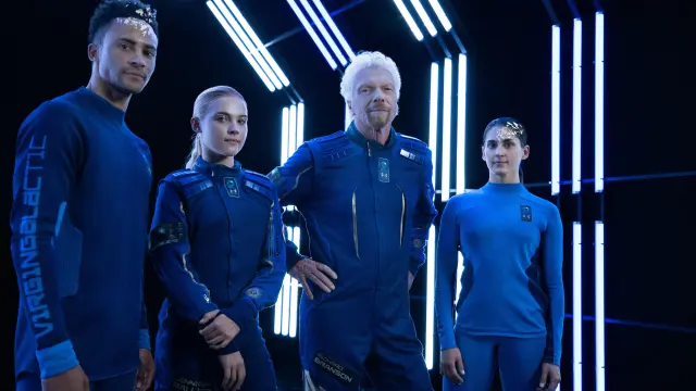 Under Armour presenta el traje técnico espacial destinado al programa 'Future Astronauts' de Virgin Galactic.