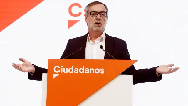 José Manuel Villegas, en su primera comparencia tras cerrarse los colegios electorales.