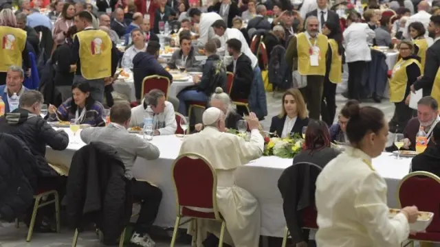 Comida con el Papa en el Vaticano
