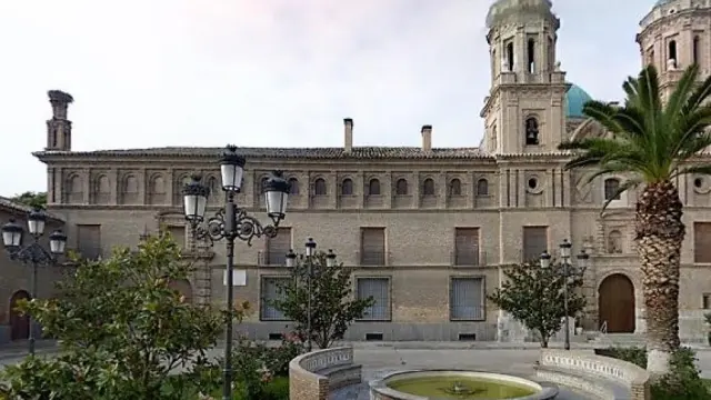 El palacio de Villafranca de Ebro, del siglo XVII y declarado BIC, está a la venta desde el año pasado por 1,5 millones
