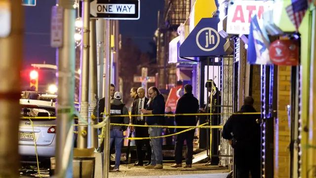 Seis muertos, entre ellos los dos agresores, en un tiroteo en Nueva Jersey.