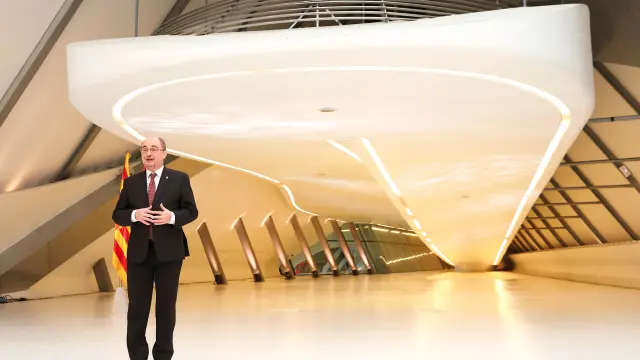 El presidente de Aragón, Javier Lambán, dio su discurso en el marco del Pabellón Puente de la Expo